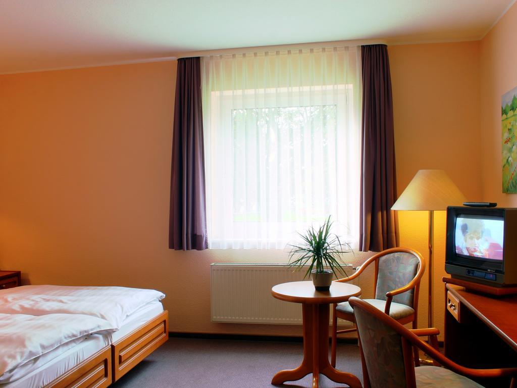 Hotel Kaerntner Stub'N Königslutter am Elm Esterno foto